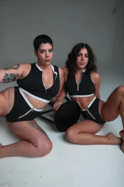 Rolling Bonde Cambon Shorts - Black -Radi Style Shop 16 6 5 583 2FC60118F6D346E69D13B007016E54E2