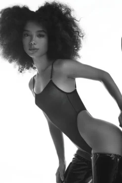 Rolling Bold Bodysuit - Black -Radi Style Shop 17 7 0 007 8D82DF510640457EA6C59B6314A17A4B