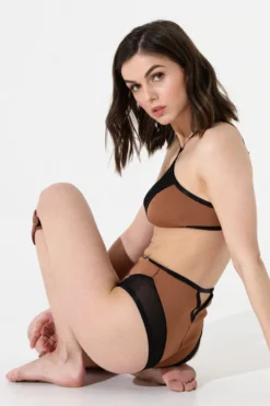 Queen Glory Shorts - Mocha