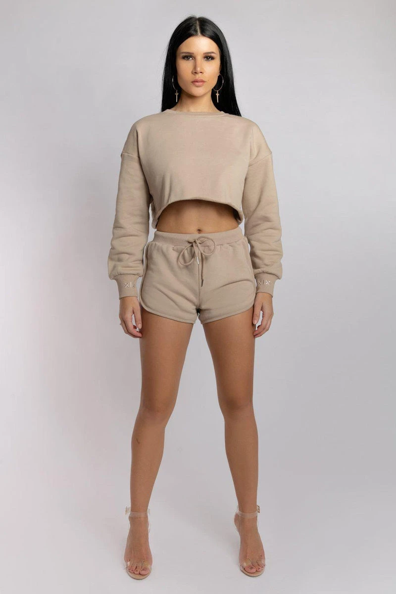 CXIX Oversized Cropped Jumper - Fawn 5 CXIX Oversized Cropped Jumper - Fawn - Image 5