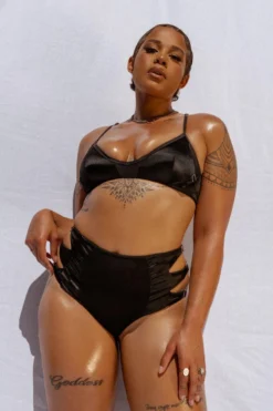 CXIX Aphrodite High Waist Bottoms - Black -Radi Style Shop 20 09 24CreaturesofXIX 50 21925749 cbcb 413d a5fe be30cdac386b