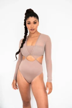 Lunalae Diana Bodysuit - Recycled Mocha 17 Lunalae Diana Bodysuit - Recycled Mocha -Radi Style Shop 2021101 LunaLae4609 1