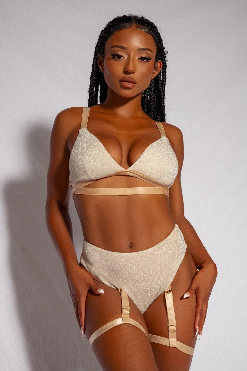 CXIX Cora Triangle Top - Champagne 5 CXIX Cora Triangle Top - Champagne - Image 5