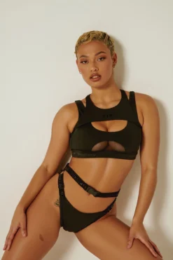 CXIX Buckle Up Bottoms - Black 15 CXIX Buckle Up Bottoms - Black -Radi Style Shop 21 05 24CreaturesofXIX12811 edit 0a3dcac8 58f9 407d 9ca3 0b09950986c2