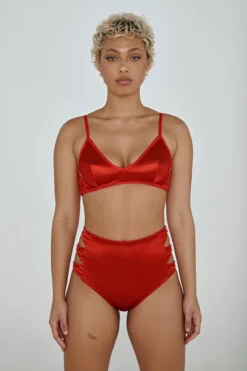 CXIX Aphrodite Bralette - Red 17 CXIX Aphrodite Bralette - Red -Radi Style Shop 21 08 06CreaturesEdits 330