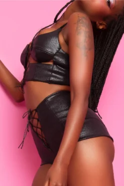 Rolling Brat Hot Pants - Faux Leather -Radi Style Shop 23 10 6 690 conj20brat202