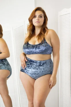 Lunalae Delphine Top - Gunmetal Velvet 12 Lunalae Delphine Top - Gunmetal Velvet -Radi Style Shop 6R7A7736