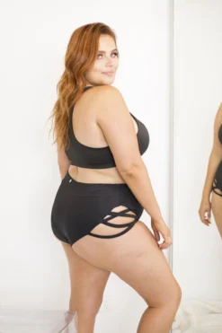 Lunalae High Waist Cross Section Shorts - Black -Radi Style Shop 6R7A8515