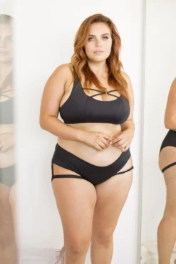 Lunalae Lure You Low-Rise Garter Shorts - Black -Radi Style Shop 6R7A8553 1