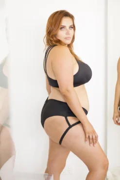 Lunalae Lure You Low-Rise Garter Shorts - Black -Radi Style Shop 6R7A8557 1