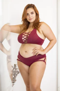 Lunalae Alexi Top - Wine -Radi Style Shop 6R7A8613 1