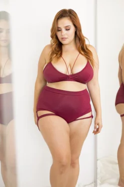 Lunalae Lure You High Waisted Garter Shorts - Wine -Radi Style Shop 6R7A8658