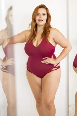 Lunalae Yoncé Bodysuit - Wine -Radi Style Shop 6R7A8697