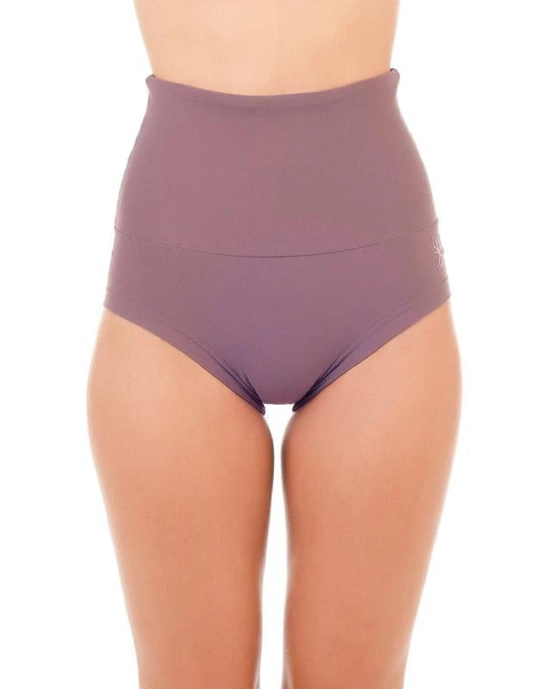 Dragonfly Betty High-Waisted Shorts - Lilac 5 Dragonfly Betty High-Waisted Shorts - Lilac - Image 5