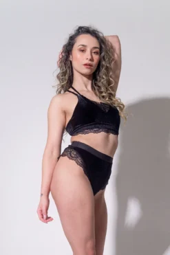 Sorte Velvet Adore Top - Black -Radi Style Shop ADORE 2 85ea6131 00ef 4066 b295 f646c95c188d