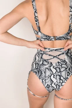 Chantay Polewear Baby Valentine Top - Snake 14 Chantay Polewear Baby Valentine Top - Snake -Radi Style Shop BabyValentineTopSnakeBack 1