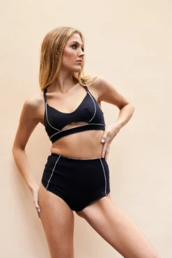 Lunalae Missy Top - Recycled Black 9 Lunalae Missy Top - Recycled Black -Radi Style Shop Copyof220701 LunaLae 17 0756 1