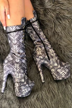 Hella Heels Cult Boots - 7inch 6 Hella Heels Cult Boots - 7inch -Radi Style Shop Cult 7 inch 2 f607e79f 6950 4a4d 8c5d bf9159399a69