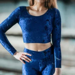 Dragonfly Pavi Crop Top - Velvet Blue 9 Dragonfly Pavi Crop Top - Velvet Blue -Radi Style Shop DF Pavi Velvet blue 0321 540x a1c41b65 0857 42a8 9671 ff88cb945848