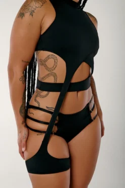 CXIX Dopamine Solo Garter Top -Black -Radi Style Shop Dopamine solo garter top black cxixdropping low bottoms5 c8bdab8f bf47 4905 a390 7229a422860b