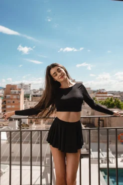 REV ACTIV Twist Top - Black 5 REV ACTIV Twist Top - Black -Radi Style Shop IMG 0057 2 1