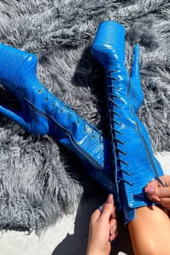 Hella Heels Electric Boa Knee High Boots - 8inch 8 Hella Heels Electric Boa Knee High Boots - 8inch -Radi Style Shop IMG 0695 a1a6cc84 3cdf 4ea9 b49e cf977ad708ca