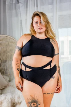 Chantay Polewear Pretzel 2-way Top - Noir 19 Chantay Polewear Pretzel 2-way Top - Noir -Radi Style Shop IMG 2603