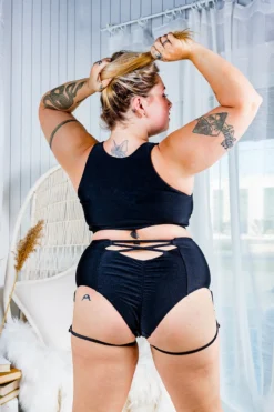 Chantay Polewear Pretzel 2-way Top - Noir -Radi Style Shop IMG 2702 1