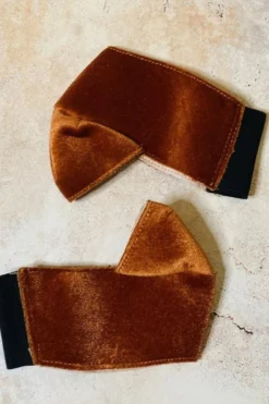 Hella Heels Classique Velvet Shoe Protector - Brandy 5 Hella Heels Classique Velvet Shoe Protector - Brandy -Radi Style Shop IMG 88942 900x 444ac7aa 6058 4981 bf06 26bb3556ba27 1