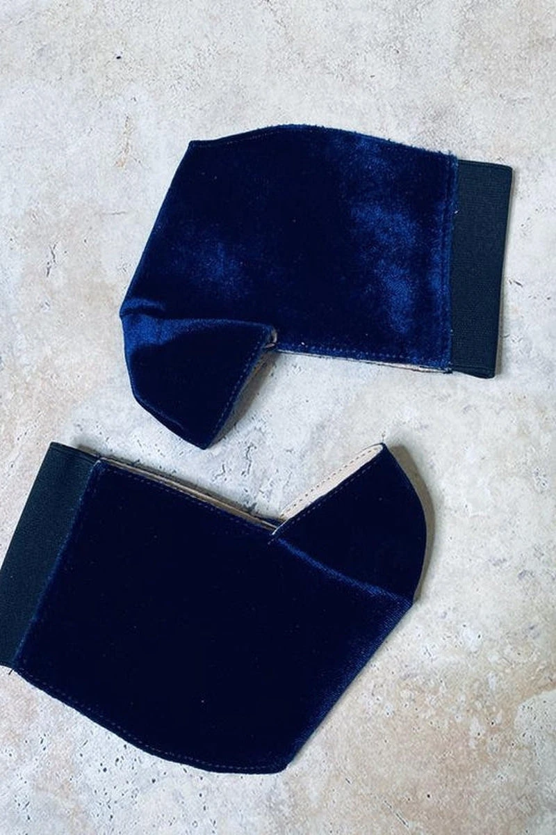 Hella Heels Classique Velvet Shoe Protector - Old Money 1 Hella Heels Classique Velvet Shoe Protector - Old Money