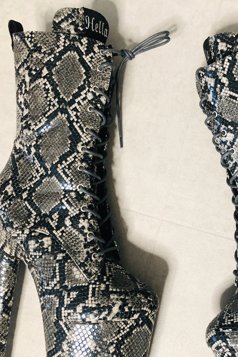 Hella Heels Maneater Boots - 7inch 2 Hella Heels Maneater Boots - 7inch - Image 2