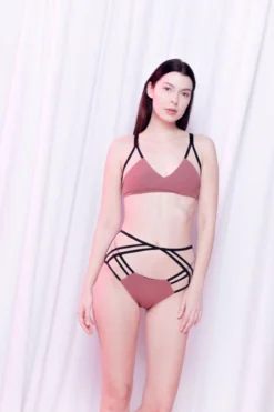 MilaKrasna Silvia Bottoms - Dark Rose -Radi Style Shop MilaKrasna poledance silvia top darkrose front lookbook