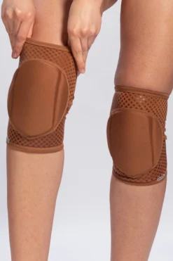 Queen Grippy Kneepads - Mocha -Radi Style Shop NudeMochaGrip1