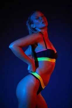 Rolling Alpha Balconette Top - Neon 8 Rolling Alpha Balconette Top - Neon -Radi Style Shop RollingNeonRetoque15
