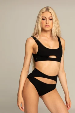 Paradise Chick Miami Opencut Top - Ribbed Black