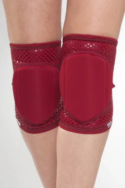 Queen Grippy Kneepads - Cherry