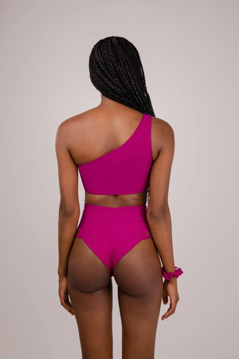 FANNA Flow Shorts - Rouge 2 FANNA Flow Shorts - Rouge - Image 2