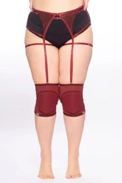 Queen Garter Belt - Cherry Shine -Radi Style Shop webGarter belt cherry shine 6